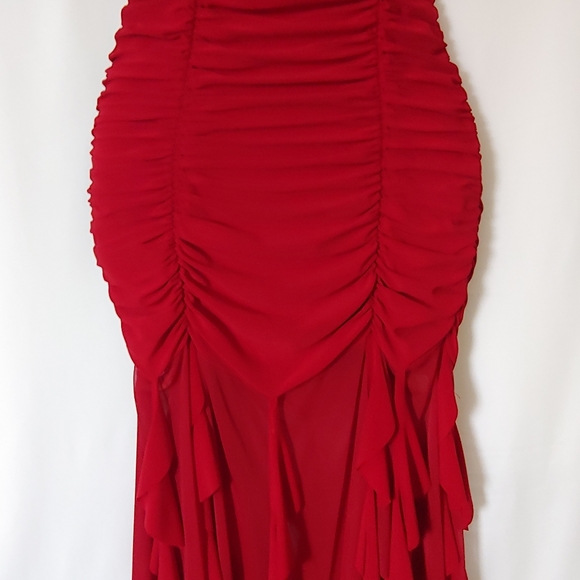 Dress - Picture 2 of 2